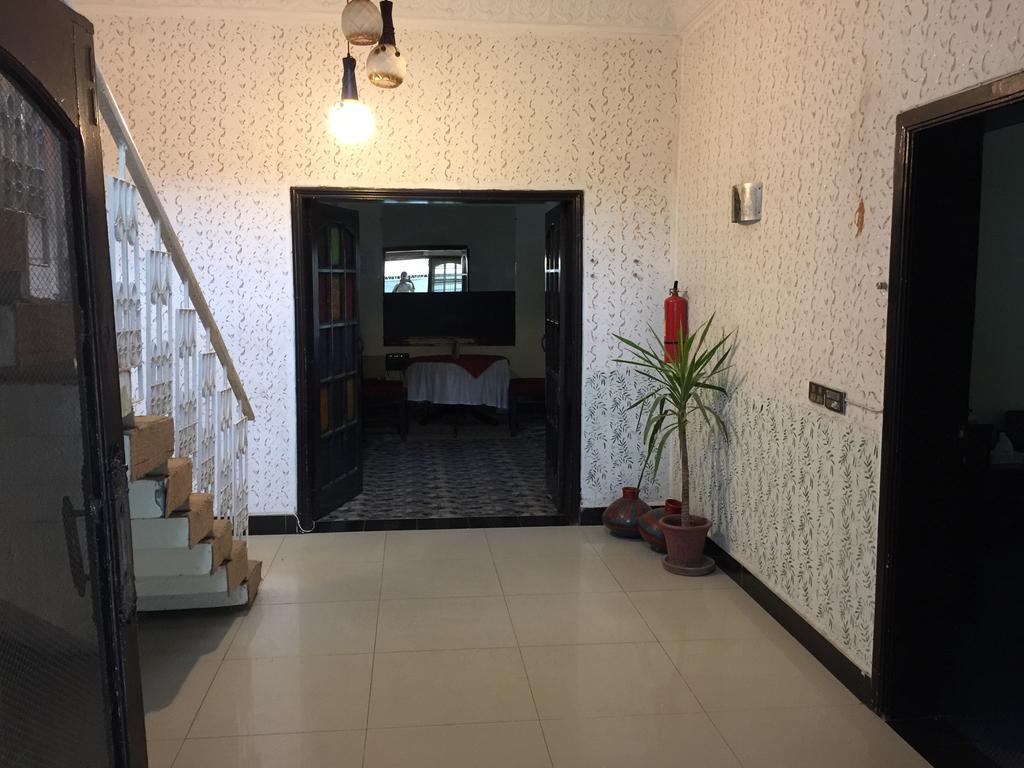 Hotel Star House Islamabad Zewnętrze zdjęcie